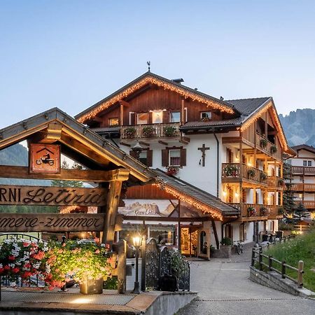 カンピテッロ・ディ・ファッサ Garni Letizia Bed & Breakfast エクステリア 写真