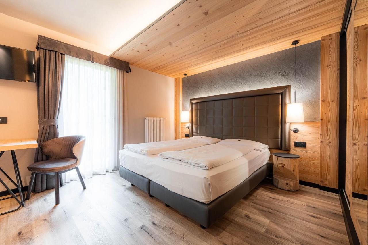 カンピテッロ・ディ・ファッサ Garni Letizia Bed & Breakfast エクステリア 写真